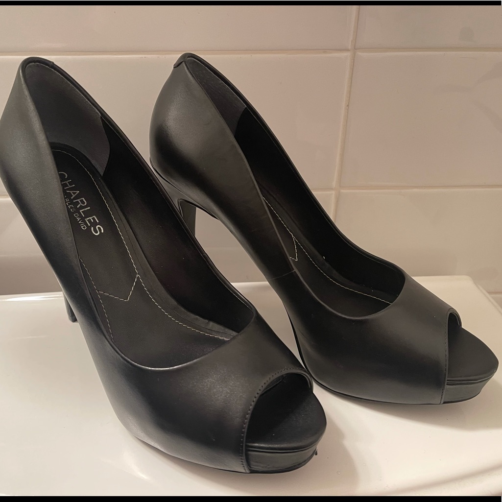 Charles David Fox Peep Toe Pumps
